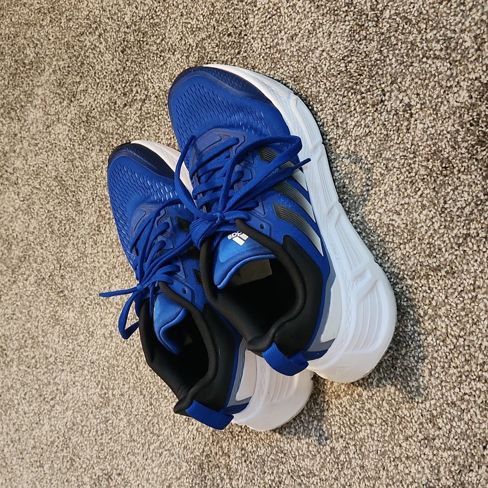 Adidas shoes men's 7.5